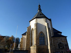 Abbau des Gerüstes an der Südseite (Foto: Karl-Franz Thiede)